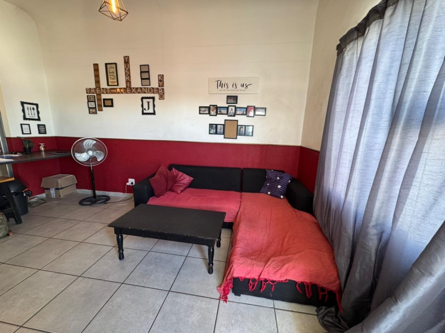 2 Bedroom Property for Sale in The Connifers Western Cape